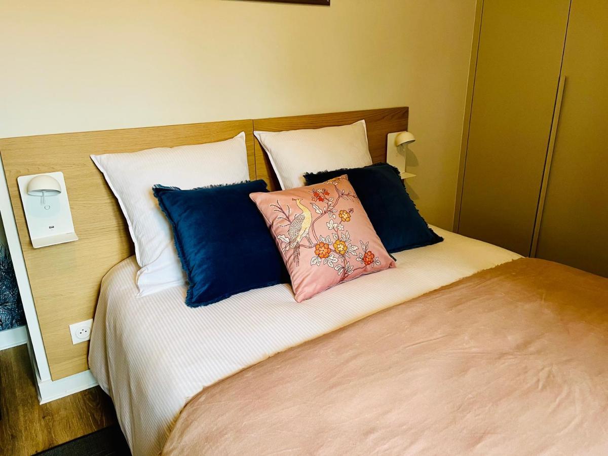 Manoir De Beaupre Bed & Breakfast วานส์ ภายนอก รูปภาพ